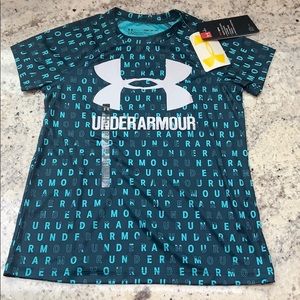 NWT Girls Under Armour T-Shirt! Size small left!